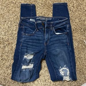 American Eagle Distressed skinny jeans